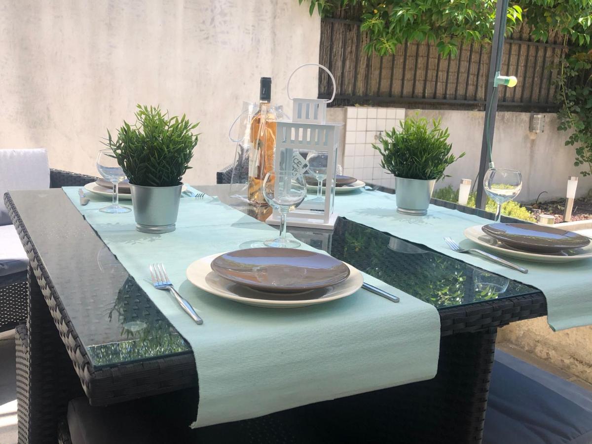 Maison Tendance Avec Jardin, Centre Village, Alpilles, Familles Eyragues 外观 照片